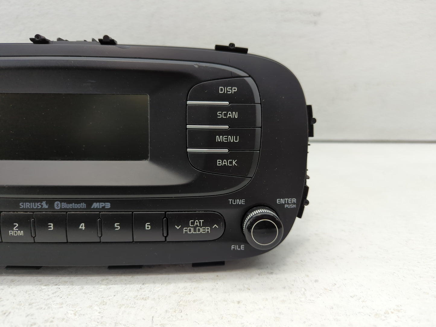 2016-2018 Ford Focus Radio AM FM Cd Player Receiver Replacement P/N:96170B2090CA Fits Fits 2016 2017 2018 OEM Used Auto Part