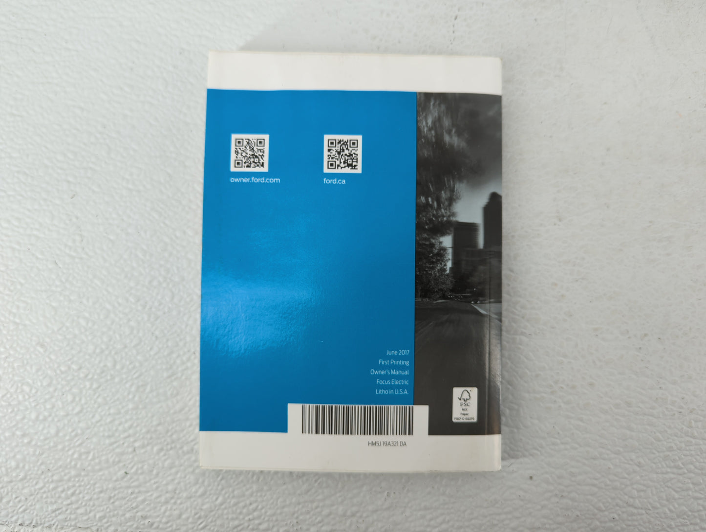 2017 Ford Focus Owners Manual Book Guide OEM Used Auto Parts - Oemusedautoparts1.com