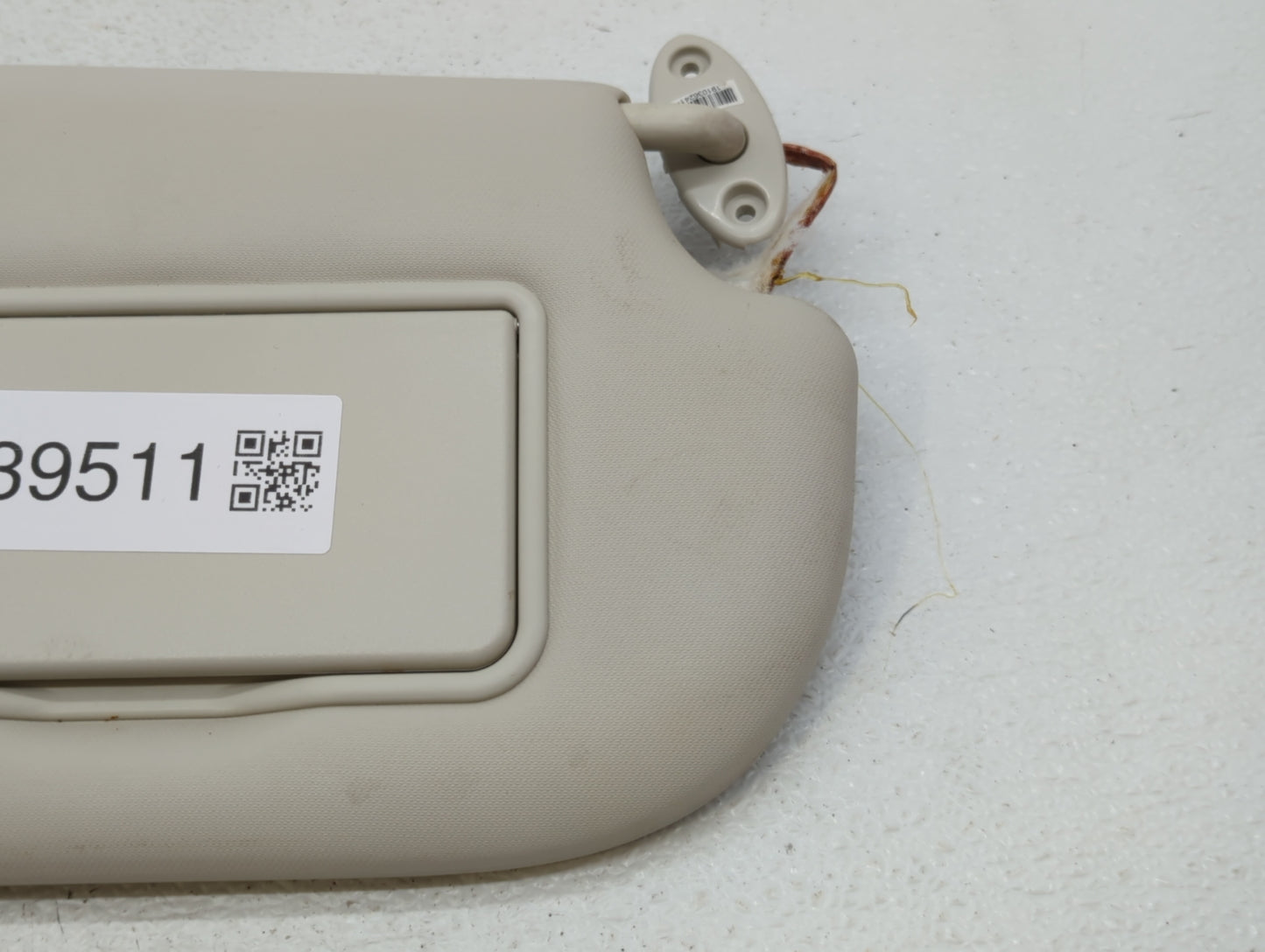 2013-2018 Ford Focus Sun Visor Shade Replacement Driver Left Mirror Fits Fits 2013 2014 2015 2016 2017 2018 OEM Used Auto Pa