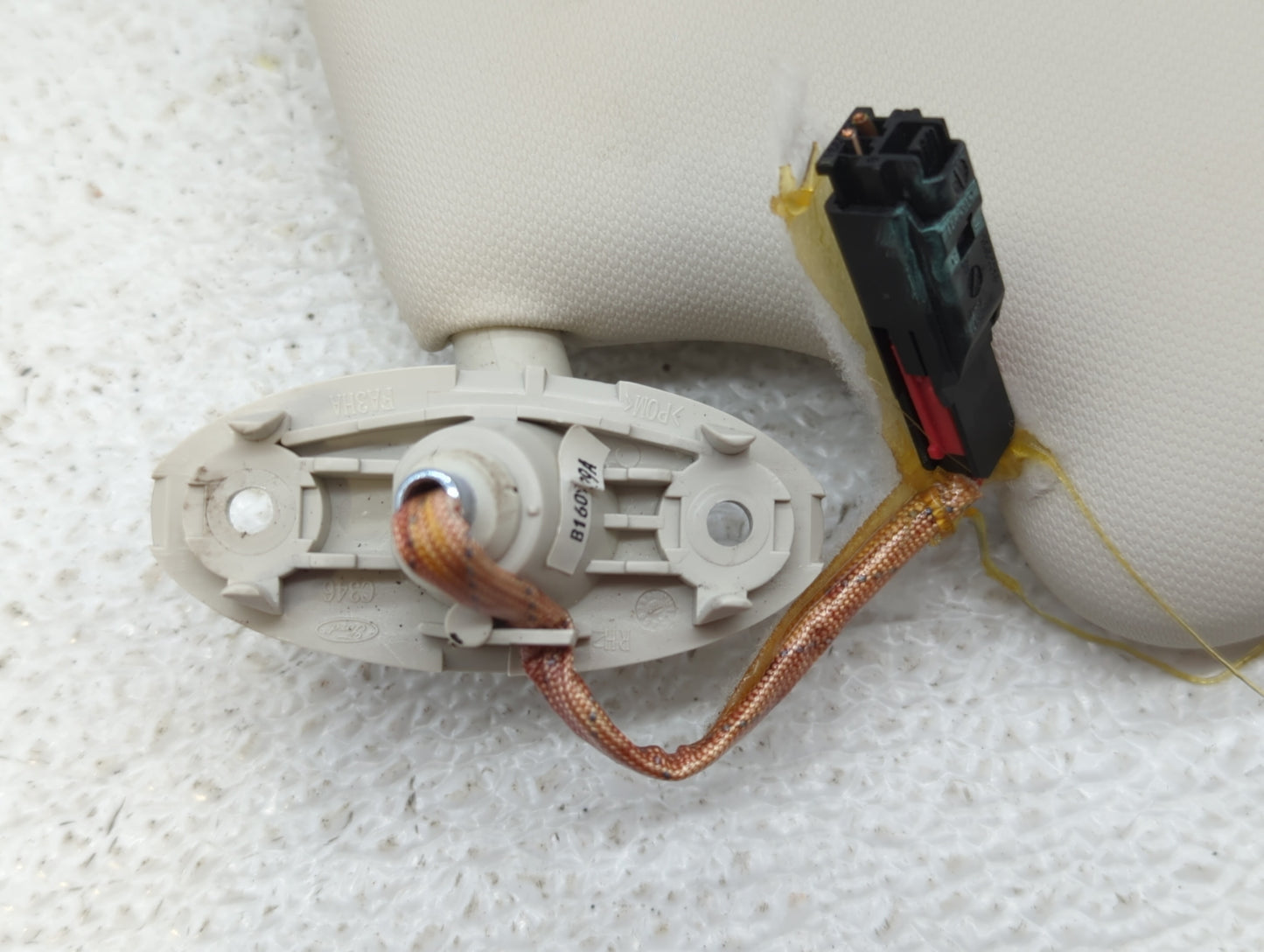 2013-2018 Ford Focus Sun Visor Shade Replacement Driver Left Mirror Fits Fits 2013 2014 2015 2016 2017 2018 OEM Used Auto Pa