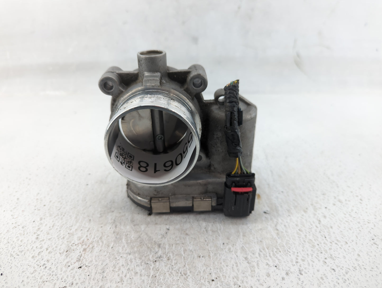 2014-2018 Ford Focus Throttle Body P/N:DS7E-9F991-BB Fits Fits 2014 2015 2016 2017 2018 2019 2020 2021 2022 OEM Used Auto Pa