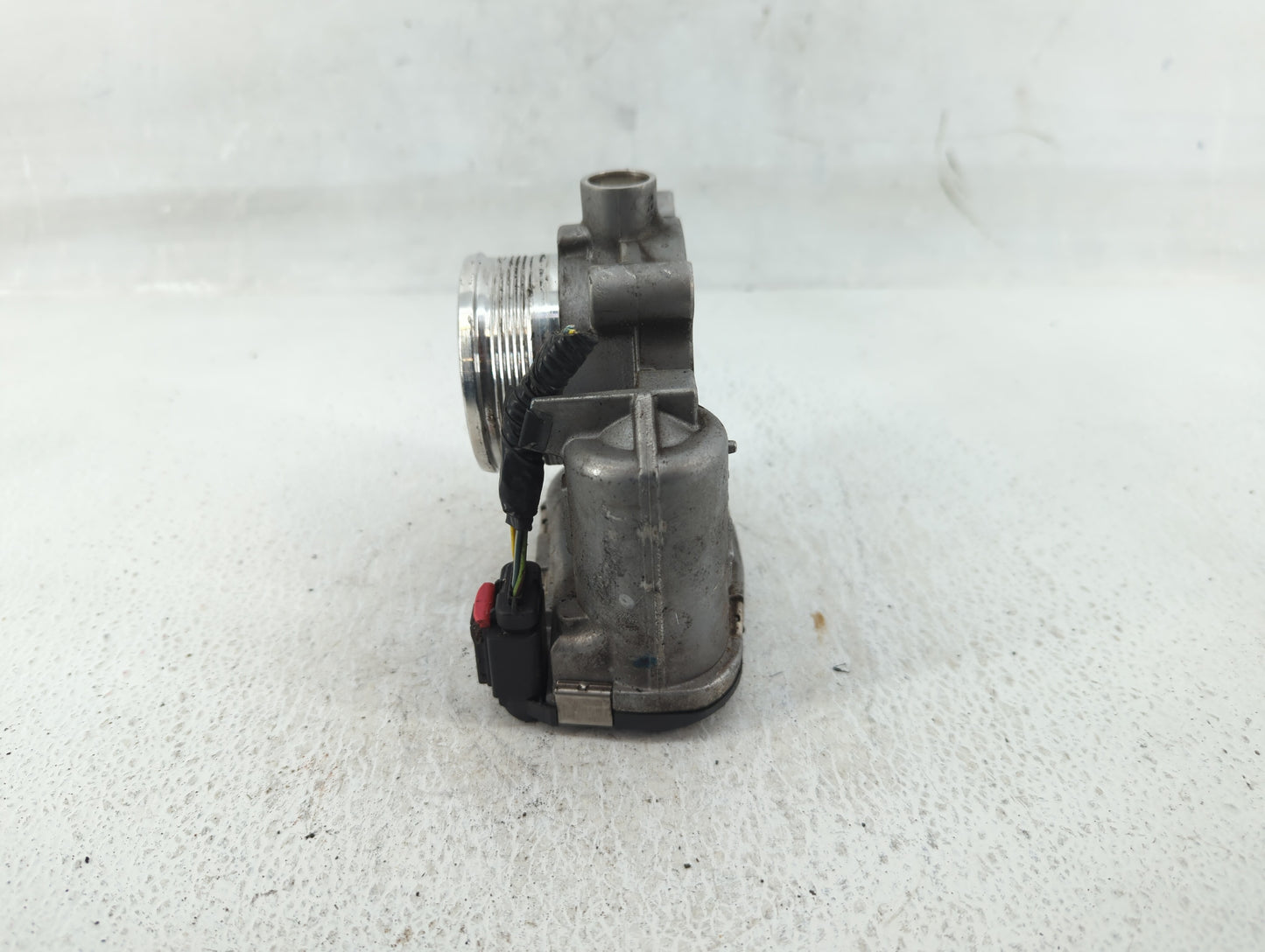 2014-2018 Ford Focus Throttle Body P/N:DS7E-9F991-BB Fits Fits 2014 2015 2016 2017 2018 2019 2020 2021 2022 OEM Used Auto Pa