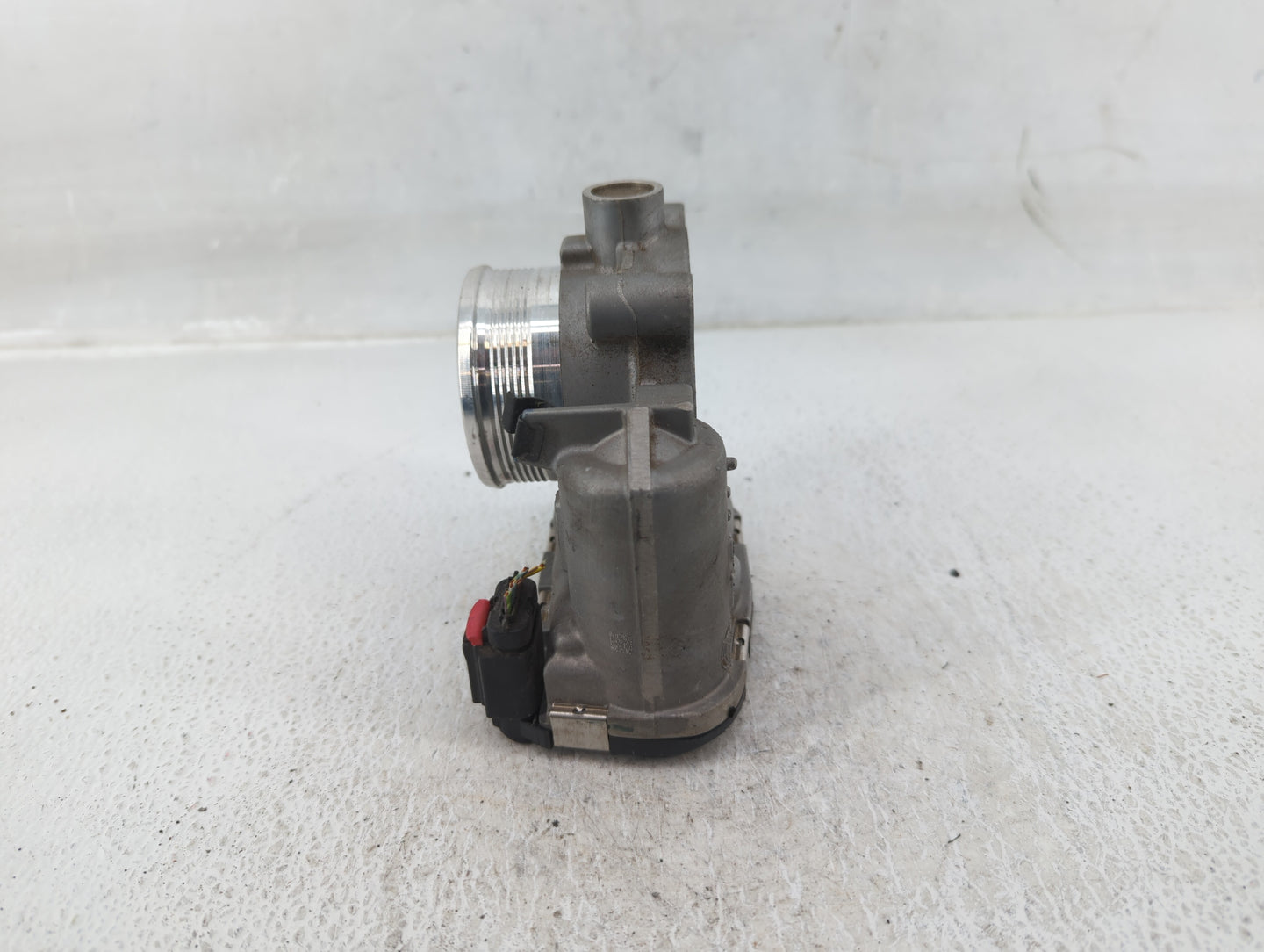 2014-2018 Ford Focus Throttle Body P/N:DS7E-9F991-BB Fits Fits 2014 2015 2016 2017 2018 2019 2020 2021 2022 OEM Used Auto Pa