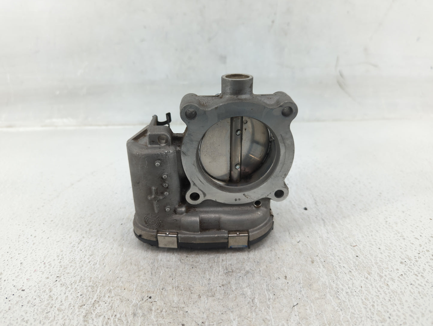 2014-2018 Ford Focus Throttle Body P/N:DS7E-9F991-BB Fits Fits 2014 2015 2016 2017 2018 2019 2020 2021 2022 OEM Used Auto Pa
