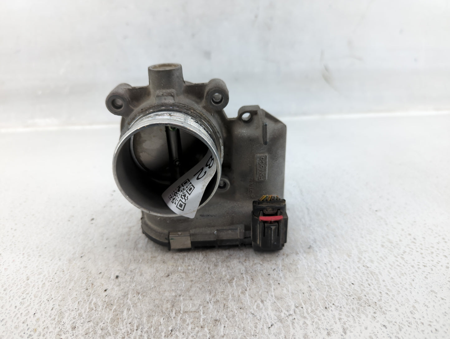 2014-2018 Ford Focus Throttle Body P/N:DS7E-9F991-BB Fits Fits 2014 2015 2016 2017 2018 2019 2020 2021 2022 OEM Used Auto Pa