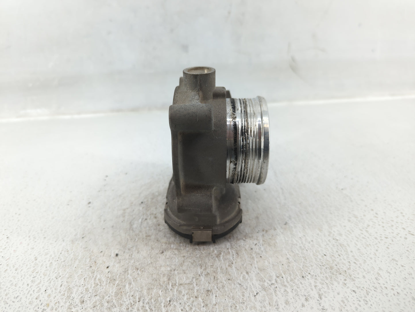 2014-2018 Ford Focus Throttle Body P/N:DS7E-9F991-BB Fits Fits 2014 2015 2016 2017 2018 2019 2020 2021 2022 OEM Used Auto Pa