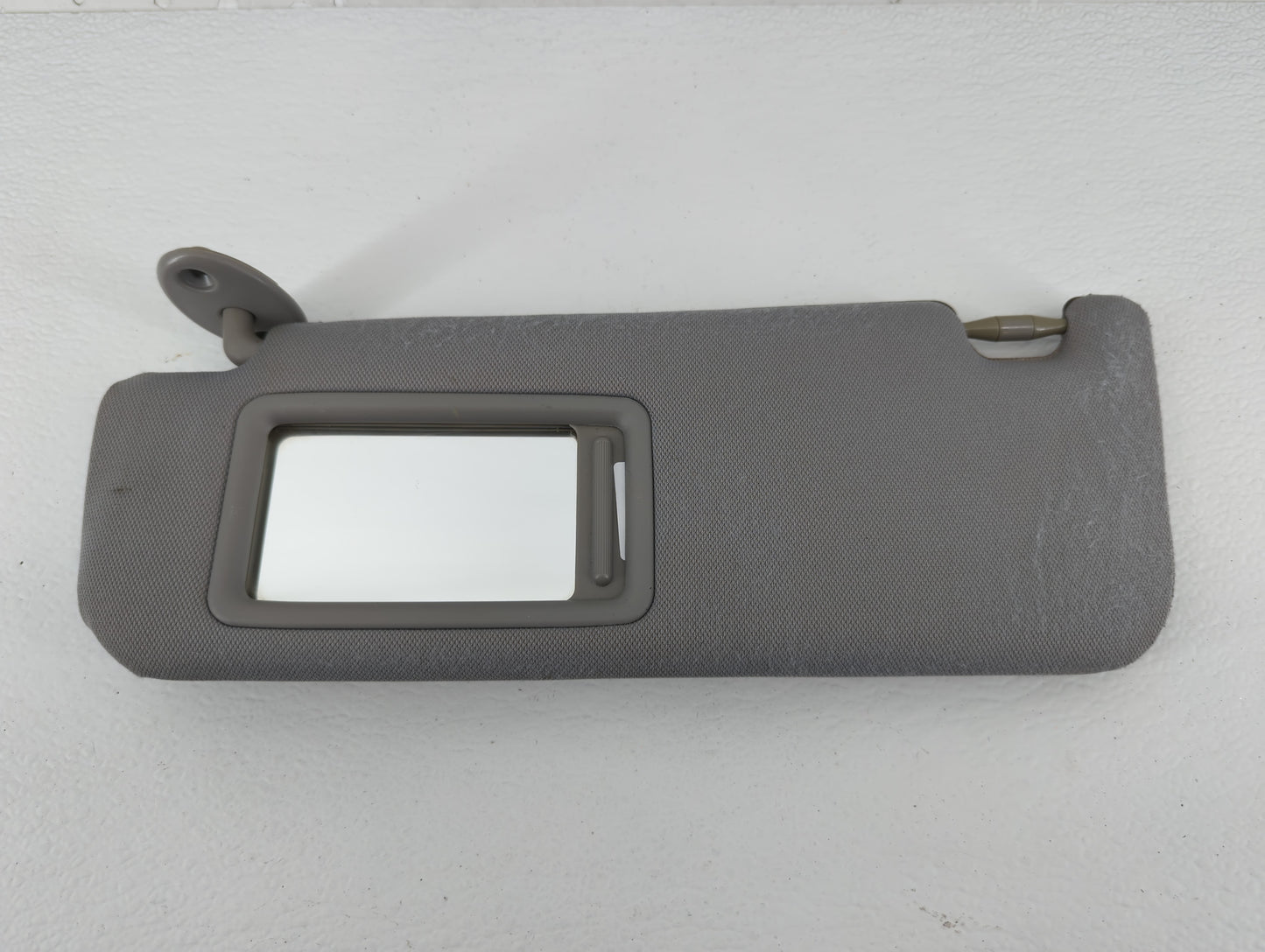2013-2018 Ford Focus Sun Visor Shade Replacement Passenger Right Mirror Fits Fits 2013 2014 2015 2016 2017 2018 OEM Used Aut
