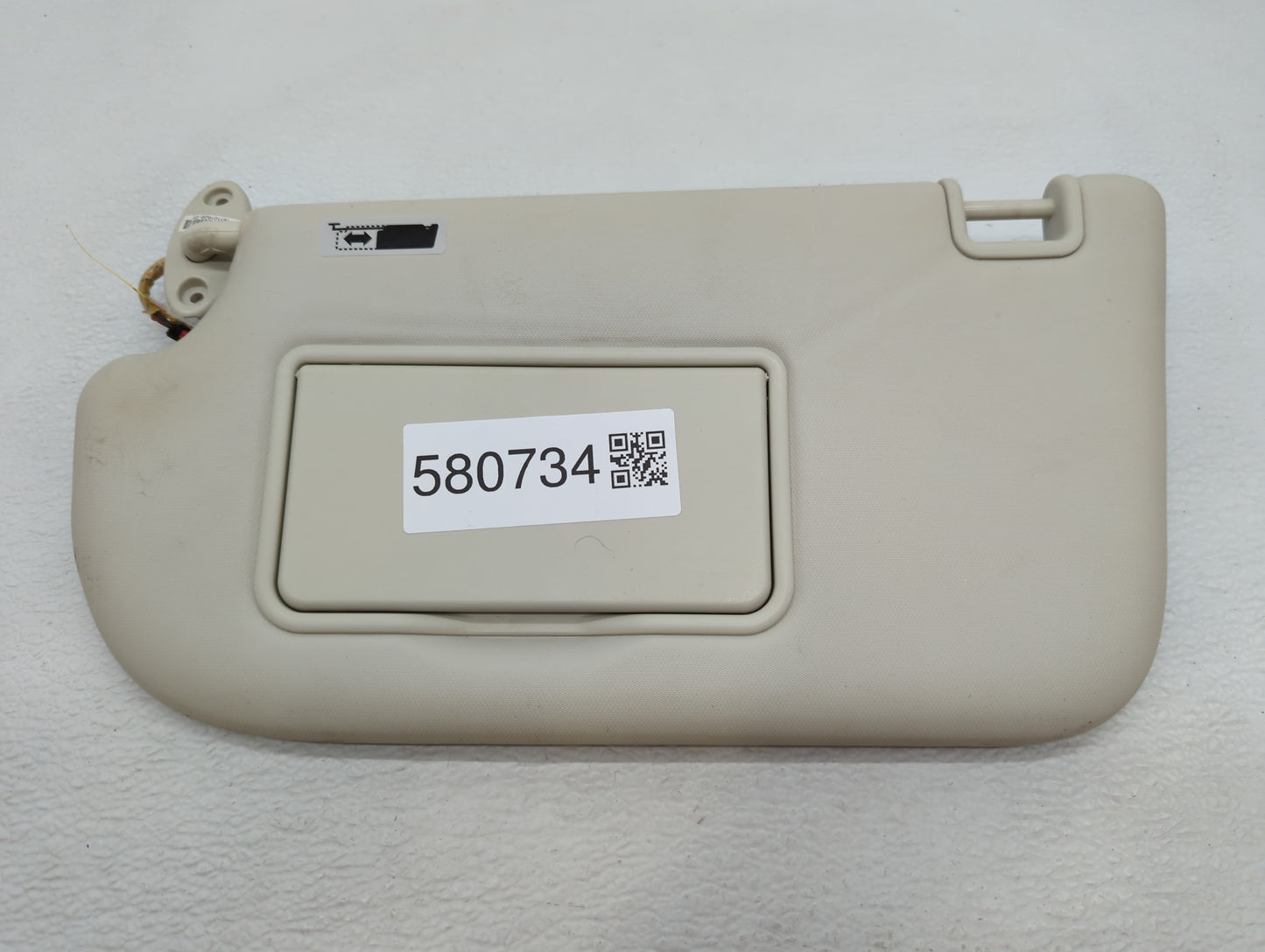 2013-2018 Ford Focus Sun Visor Shade Replacement Passenger Right Mirror Fits Fits 2013 2014 2015 2016 2017 2018 OEM Used Aut