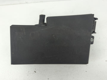 2017-2018 Ford Focus Fusebox Fuse Box Panel Relay Module P/N:AV6T-14A067-AD Fits Fits 2017 2018 OEM Used Auto Parts - Oemuse