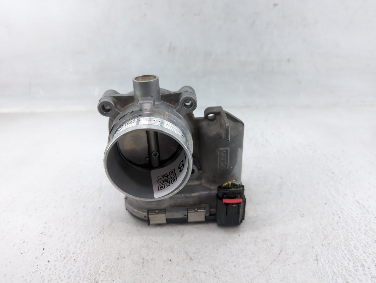 2014-2018 Ford Focus Throttle Body P/N:DS7E-9F991-BB Fits Fits 2014 2015 2016 2017 2018 2019 2020 2021 2022 OEM Used Auto Pa