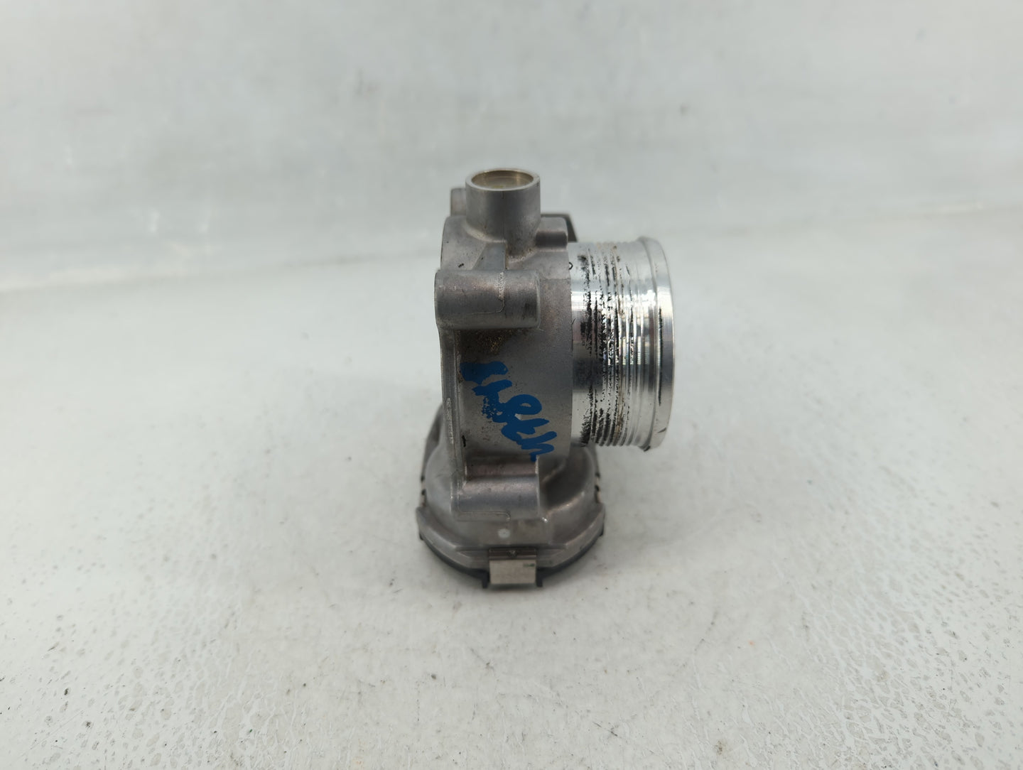 2014-2018 Ford Focus Throttle Body P/N:DS7E-9F991-BB Fits Fits 2014 2015 2016 2017 2018 2019 2020 2021 2022 OEM Used Auto Pa