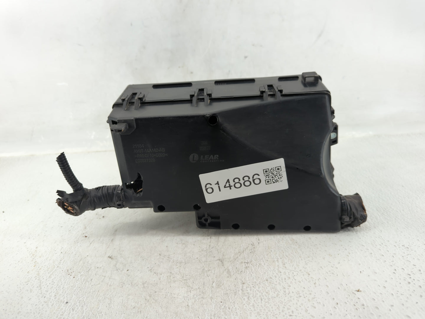 2017-2018 Ford Focus Fusebox Fuse Box Panel Relay Module P/N:AV6T-14A067-AD Fits Fits 2017 2018 OEM Used Auto Parts - Oemuse