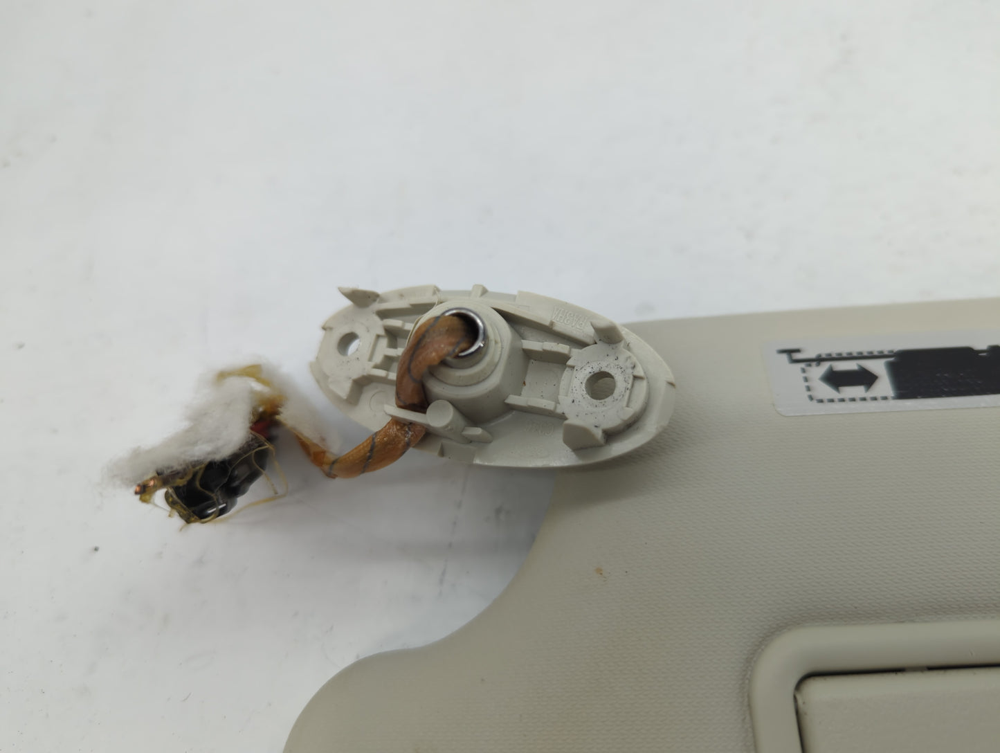 2013-2018 Ford Focus Sun Visor Shade Replacement Passenger Right Mirror Fits Fits 2013 2014 2015 2016 2017 2018 OEM Used Aut