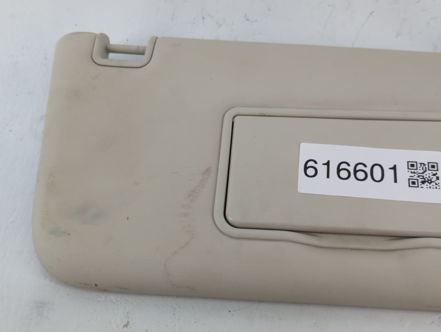 2013-2018 Ford Focus Sun Visor Shade Replacement Passenger Right Mirror Fits Fits 2013 2014 2015 2016 2017 2018 OEM Used Aut