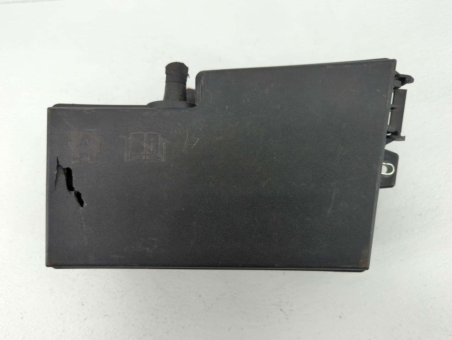 2017-2018 Ford Focus Fusebox Fuse Box Panel Relay Module P/N:AV6T-14A067-AD Fits Fits 2017 2018 OEM Used Auto Parts - Oemuse