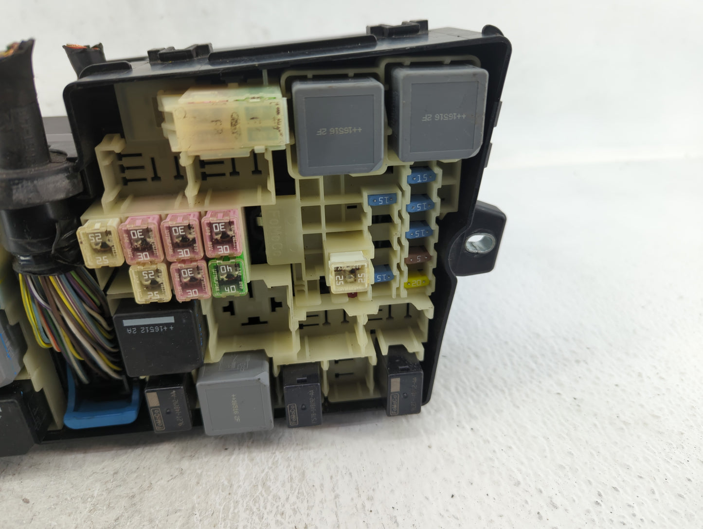 2017-2018 Ford Focus Fusebox Fuse Box Panel Relay Module P/N:AV6T-14A067-AD Fits Fits 2017 2018 OEM Used Auto Parts - Oemuse
