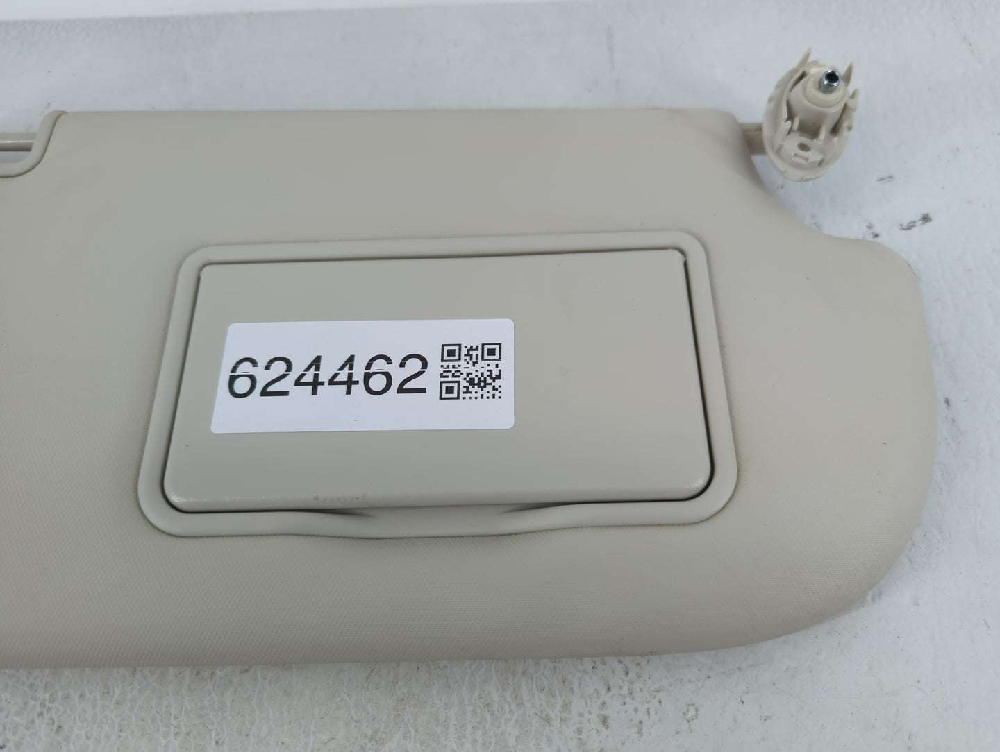 2013-2015 Ford Focus Sun Visor Shade Replacement Passenger Right Mirror Fits Fits 2013 2014 2015 OEM Used Auto Parts - Oemus