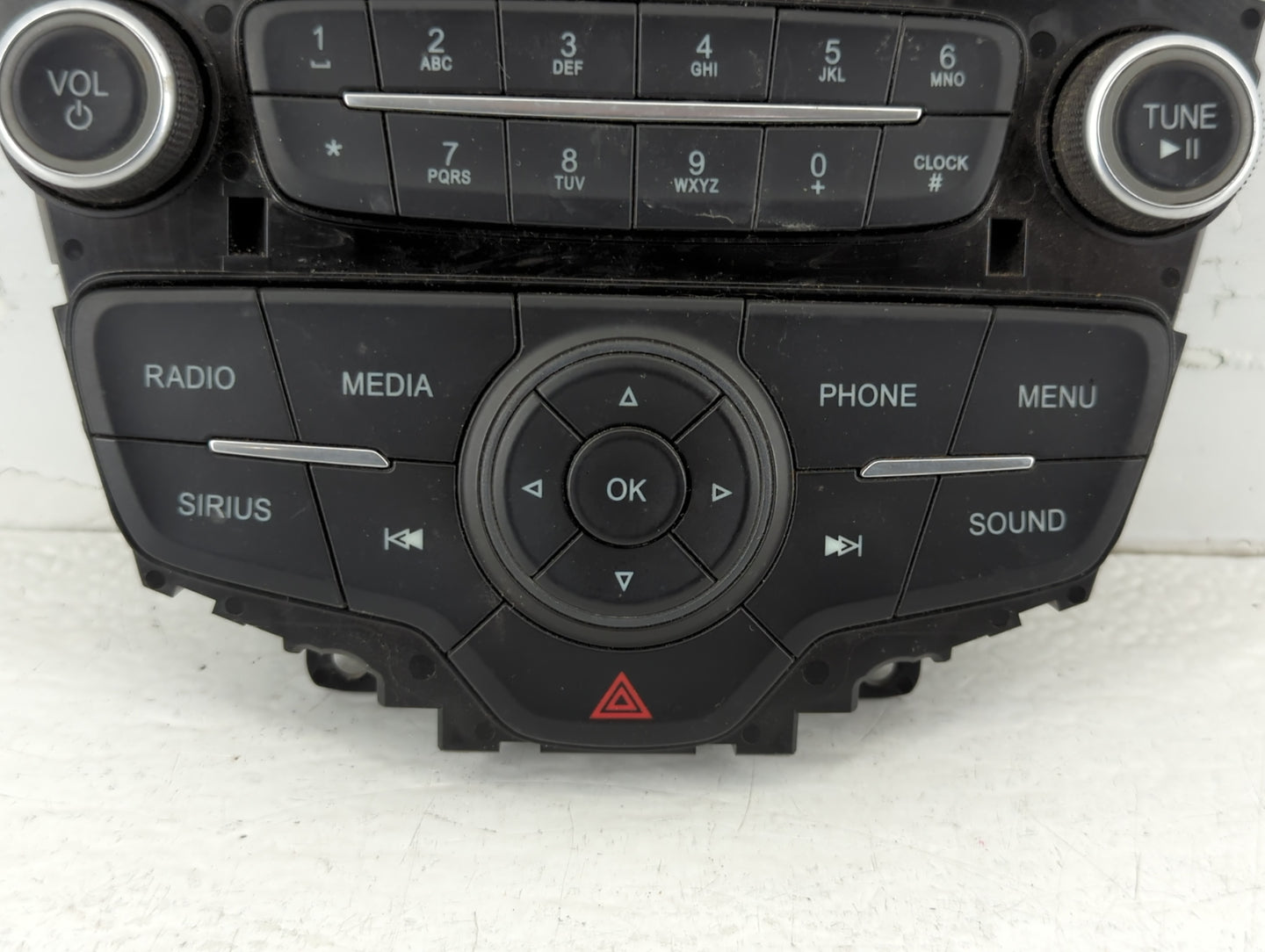 2015-2018 Ford Focus Climate Control Module Temperature AC/Heater Replacement P/N:17011886-01 4F571-BB Fits OEM Used Auto Pa