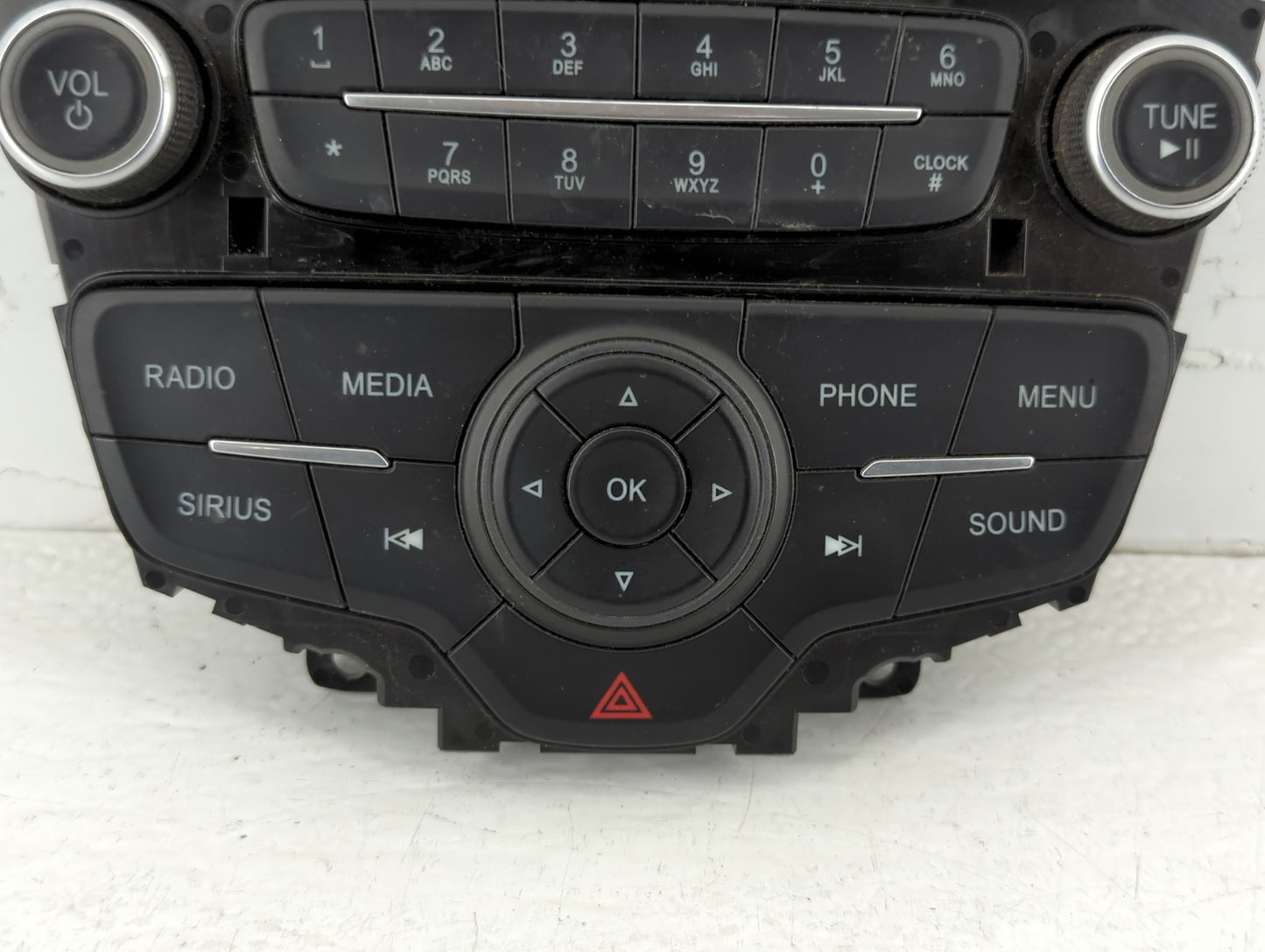 2015-2018 Ford Focus Climate Control Module Temperature AC/Heater Replacement P/N:17011886-01 4F571-BB Fits OEM Used Auto Pa