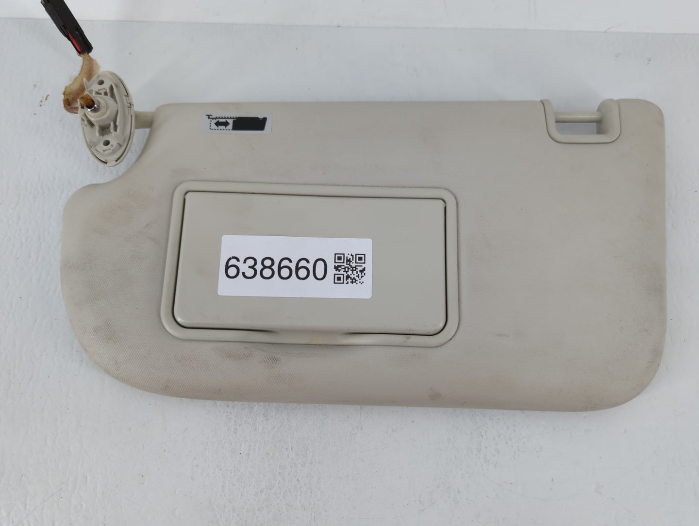 2013-2018 Ford Focus Sun Visor Shade Replacement Driver Left Mirror Fits Fits 2013 2014 2015 2016 2017 2018 OEM Used Auto Pa