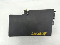 2017-2018 Ford Focus Fusebox Fuse Box Panel Relay Module P/N:E02345500 AV6T-14A067-AD Fits Fits 2017 2018 OEM Used Auto Part