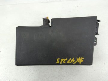 2017-2018 Ford Focus Fusebox Fuse Box Panel Relay Module P/N:E02345500 AV6T-14A067-AD Fits Fits 2017 2018 OEM Used Auto Part