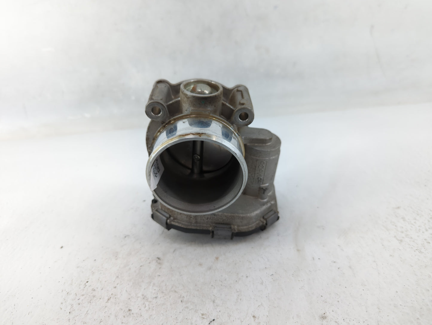 2015-2018 Ford Focus Throttle Body P/N:GB8E 9F991 BC Fits Fits 2014 2015 2016 2017 2018 OEM Used Auto Parts - Oemusedautopar