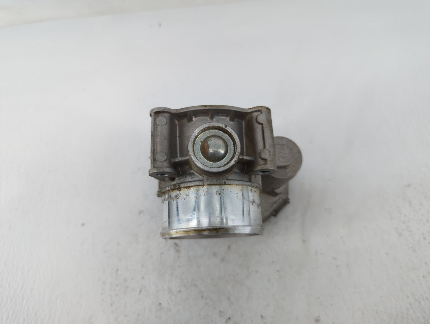 2015-2018 Ford Focus Throttle Body P/N:GB8E 9F991 BC Fits Fits 2014 2015 2016 2017 2018 OEM Used Auto Parts - Oemusedautopar