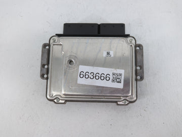 2013-2018 Ford Focus PCM Engine Control Computer ECU ECM PCU OEM P/N:BV61-12B684-BC FM5A-12A650-ADB Fits OEM Used Auto Parts