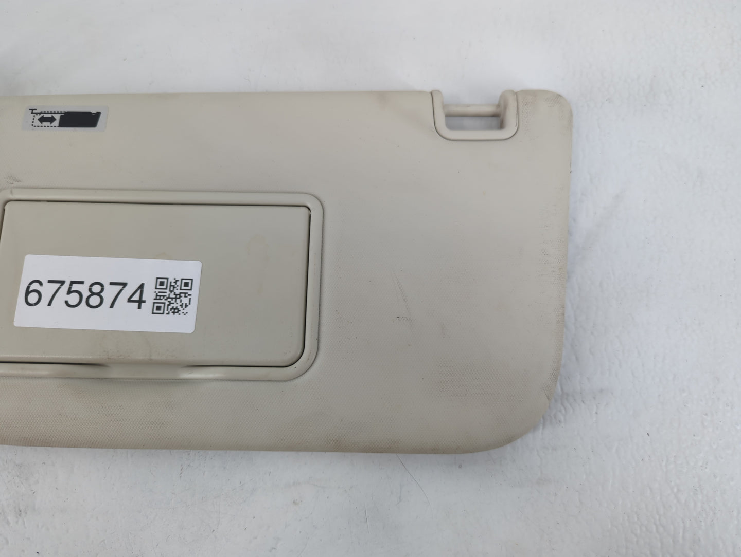 2013-2018 Ford Focus Sun Visor Shade Replacement Driver Left Mirror Fits Fits 2013 2014 2015 2016 2017 2018 OEM Used Auto Pa