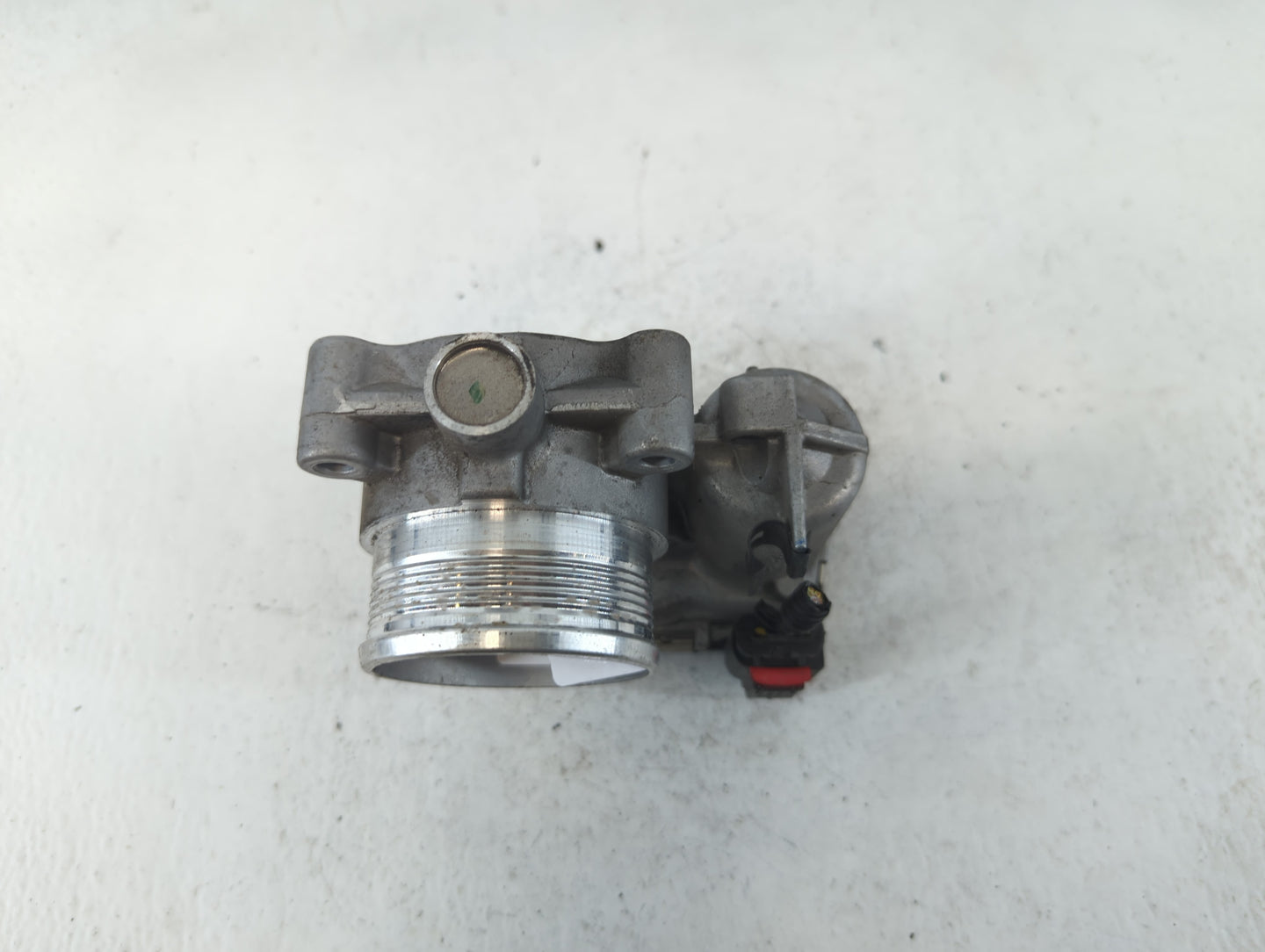 2014-2018 Ford Focus Throttle Body P/N:DS7E-9F991-BB Fits Fits 2014 2015 2016 2017 2018 2019 2020 2021 2022 OEM Used Auto Pa