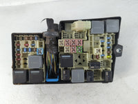 2017-2018 Ford Focus Fusebox Fuse Box Panel Relay Module P/N:AV6T-14A067-AD Fits Fits 2017 2018 OEM Used Auto Parts - Oemuse