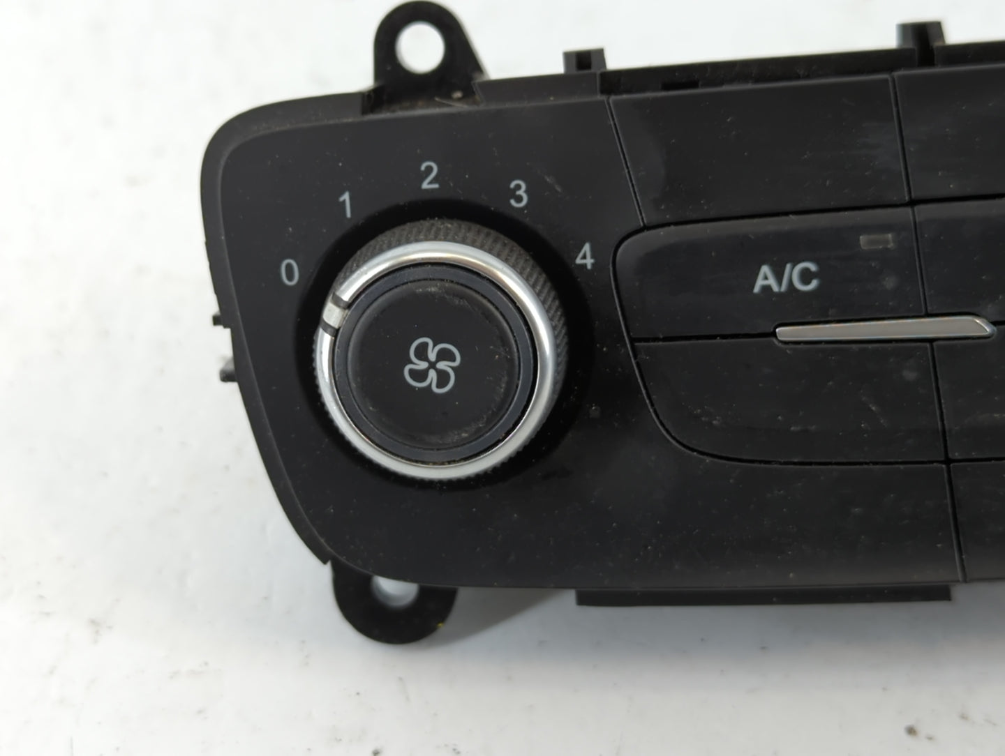 2015-2018 Ford Focus Climate Control Module Temperature AC/Heater Replacement P/N:F1ET-19980-JJ Fits Fits 2015 2016 2017 201