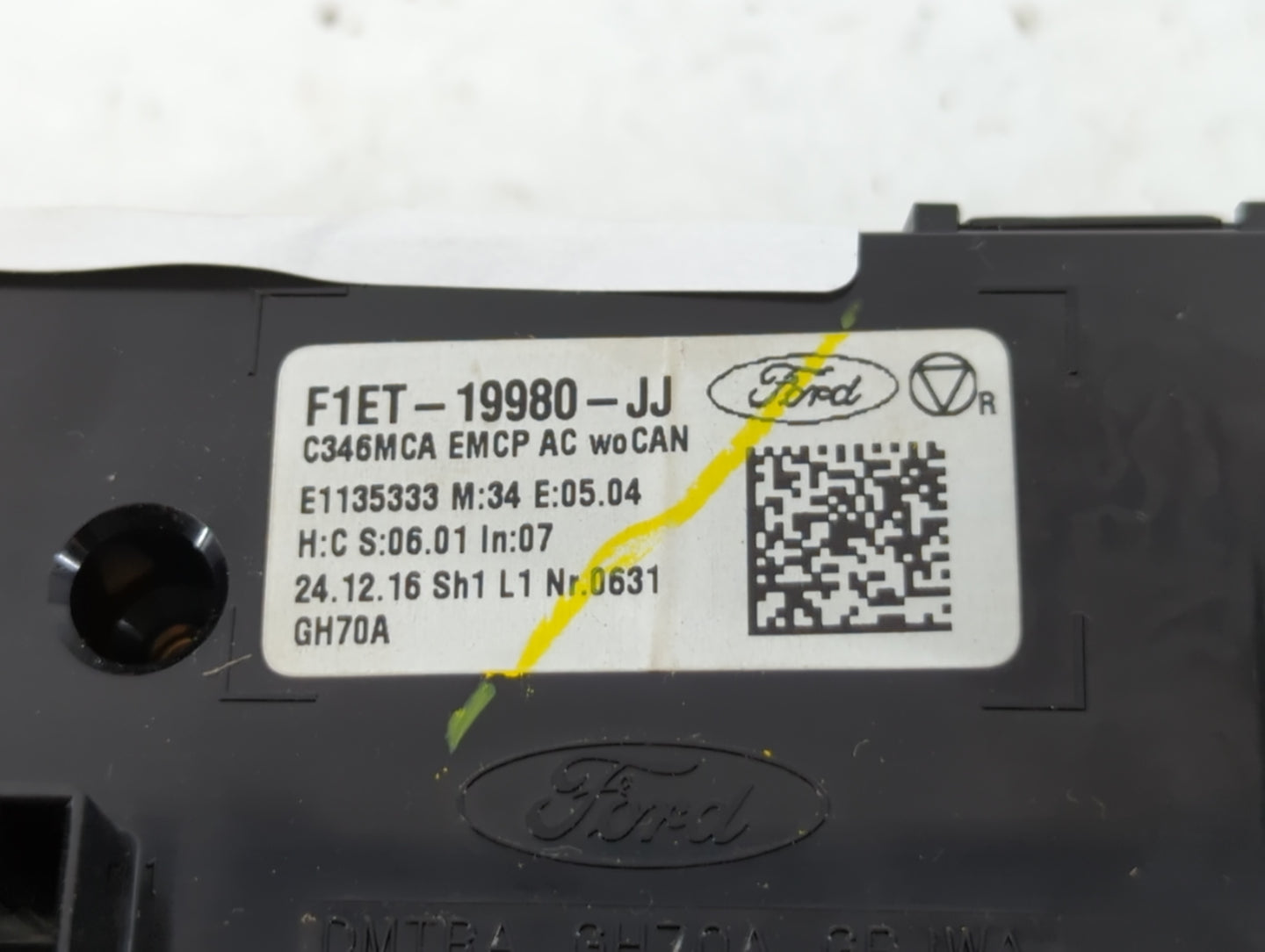 2015-2018 Ford Focus Climate Control Module Temperature AC/Heater Replacement P/N:F1ET-19980-JJ Fits Fits 2015 2016 2017 201