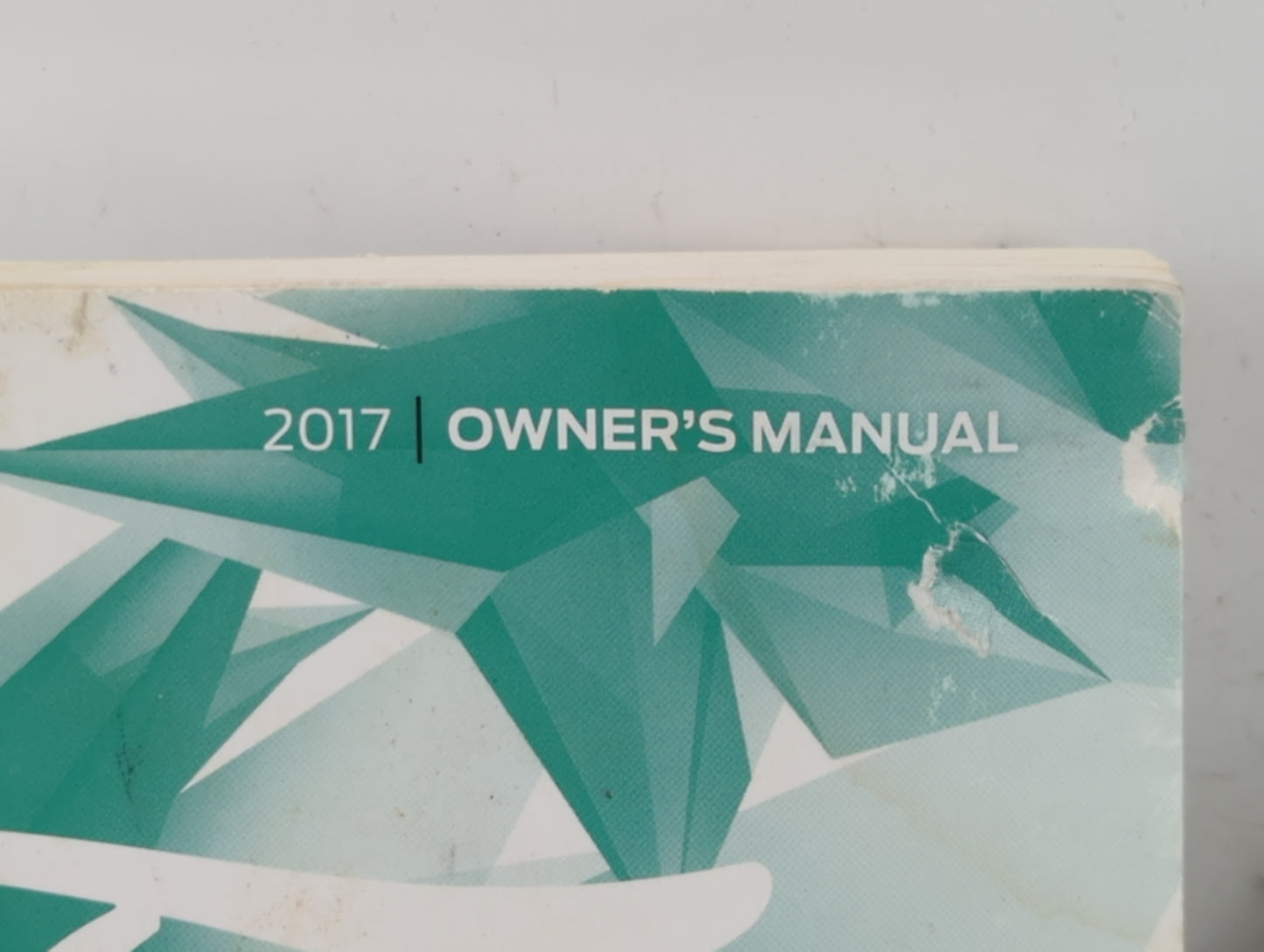 2017 Ford Focus Owners Manual Book Guide P/N:HM5J 19A321 AA OEM Used Auto Parts - Oemusedautoparts1.com