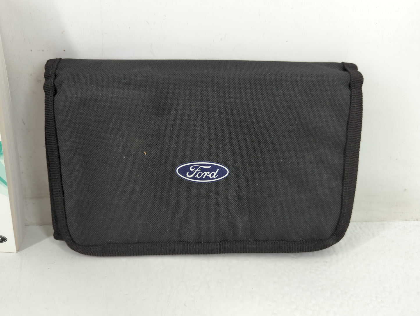 2017 Ford Focus Owners Manual Book Guide P/N:HM5J 19A321 AA OEM Used Auto Parts - Oemusedautoparts1.com