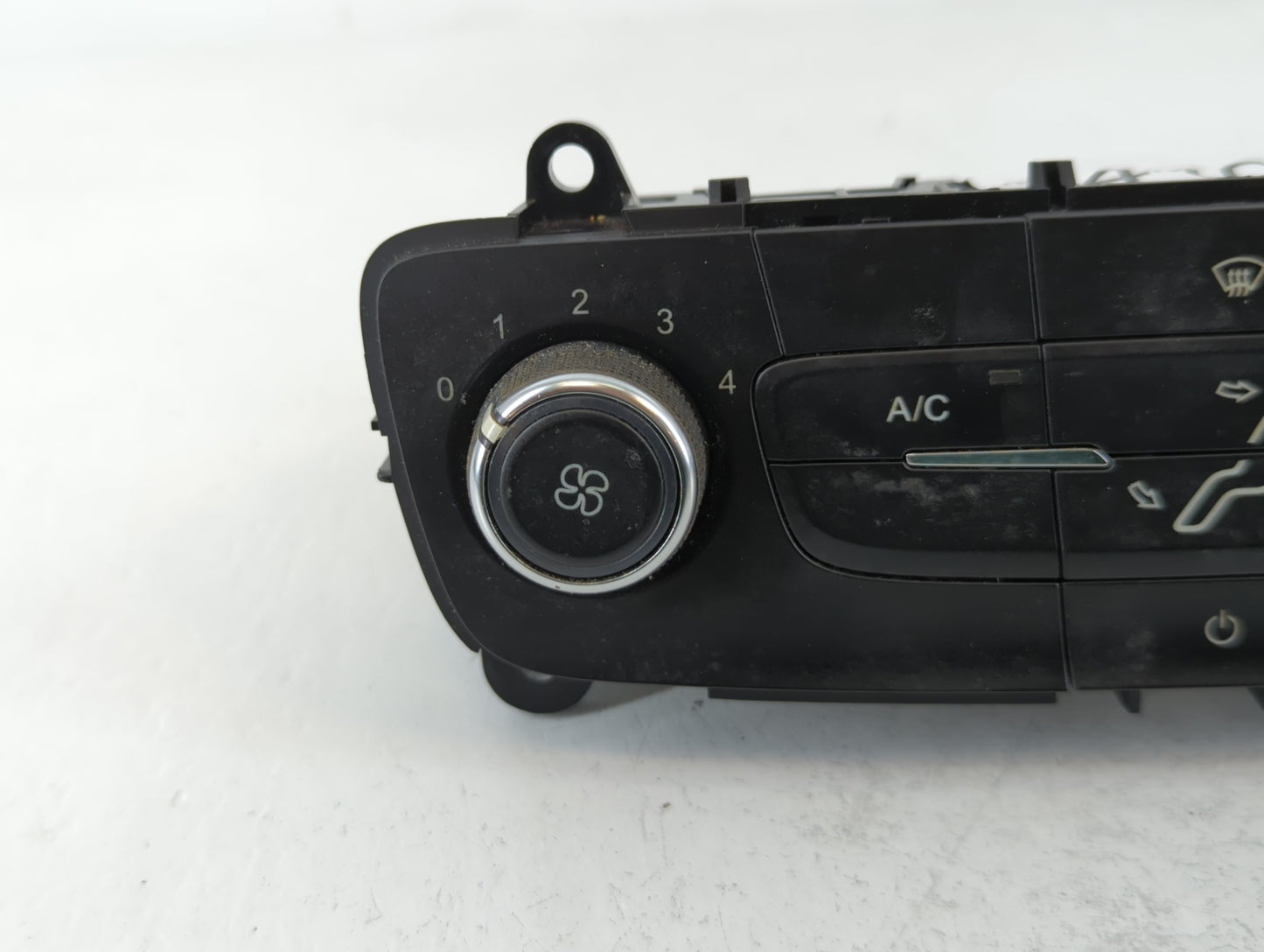 2015-2018 Ford Focus Climate Control Module Temperature AC/Heater Replacement P/N:F1ET-19980-JJ Fits Fits 2015 2016 2017 201