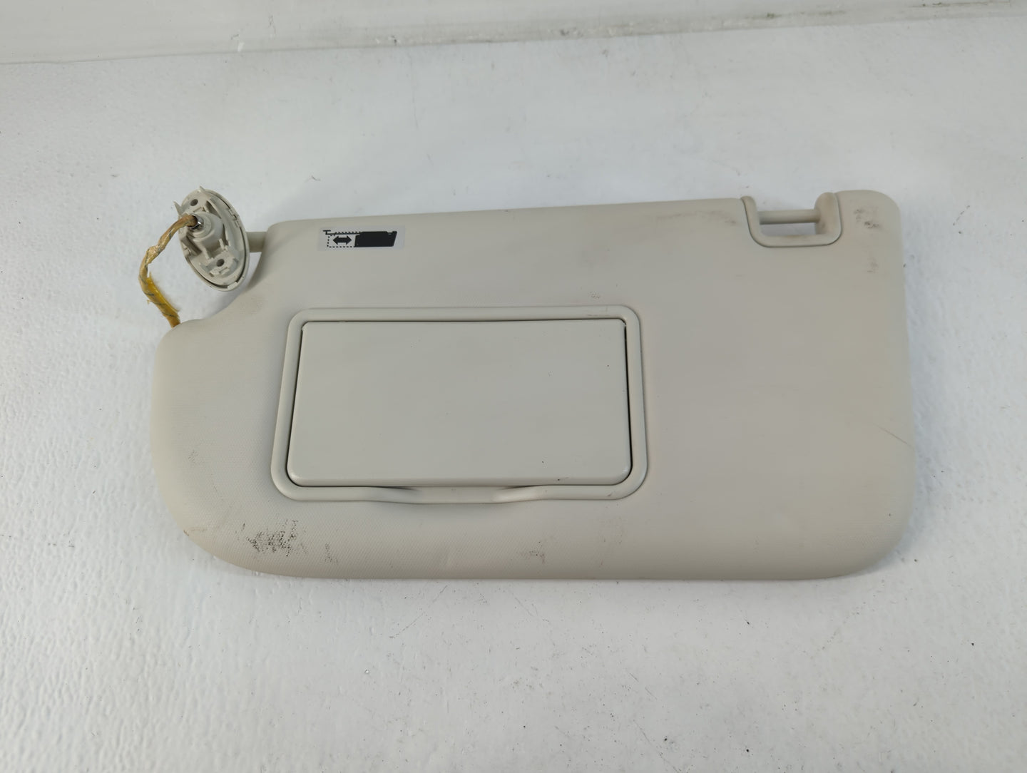 2013-2018 Ford Focus Sun Visor Shade Replacement Driver Left Mirror Fits Fits 2013 2014 2015 2016 2017 2018 OEM Used Auto Pa