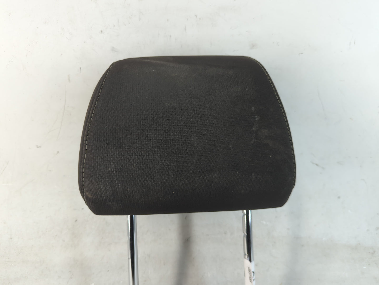 2015-2018 Ford Focus Headrest Head Rest Front Driver Passenger Seat Fits Fits 2015 2016 2017 2018 OEM Used Auto Parts - Oemu