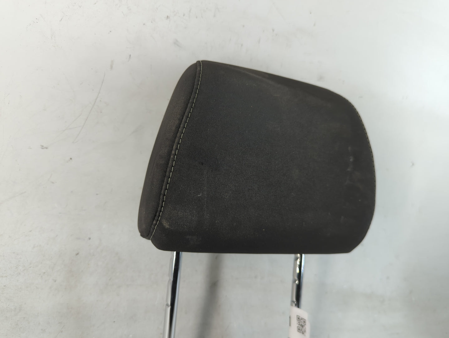 2015-2018 Ford Focus Headrest Head Rest Front Driver Passenger Seat Fits Fits 2015 2016 2017 2018 OEM Used Auto Parts - Oemu