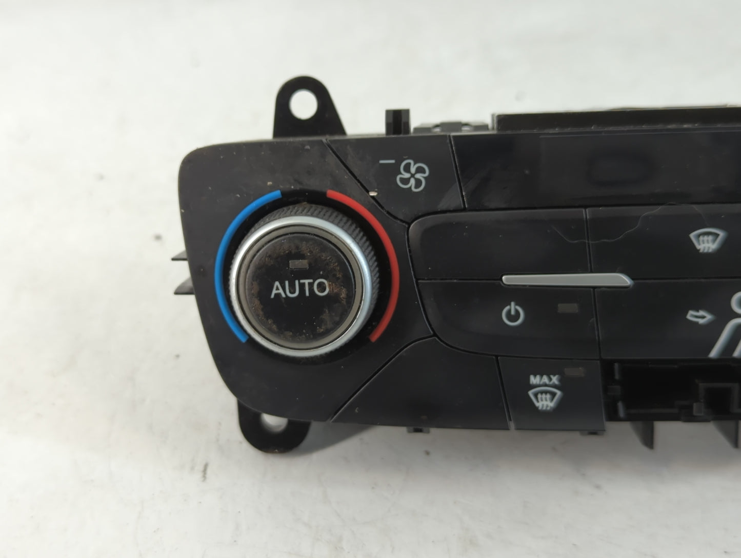 2015-2018 Ford Focus Climate Control Module Temperature AC/Heater Replacement P/N:F1ET-18C612-AJ Fits Fits 2015 2016 2017 20