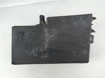 compare product 2017-2018 Ford Focus Fusebox Fuse Box Panel Relay Module P/N:E00027328 AV6T-14A067-AD Fits Fits 2017 2018 OEM Used Auto Parts
