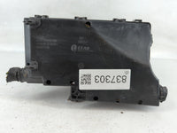 2017-2018 Ford Focus Fusebox Fuse Box Panel Relay Module P/N:E00027328 AV6T-14A067-AD Fits Fits 2017 2018 OEM Used Auto Part