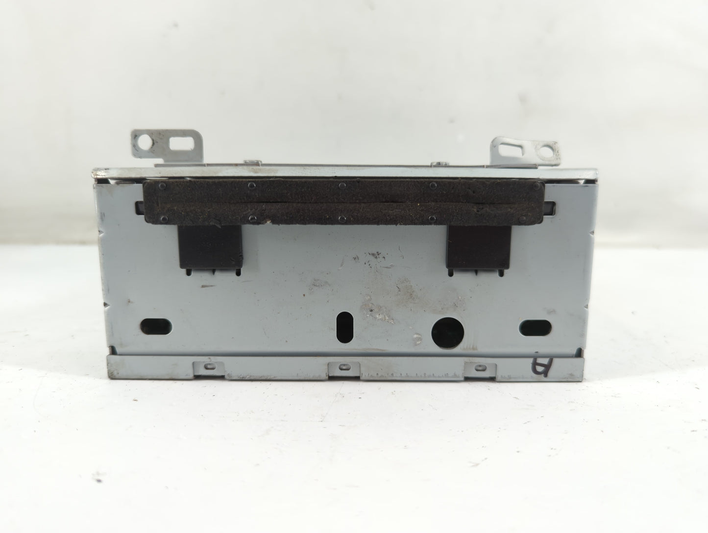 2017-2018 Ford Focus Radio AM FM Cd Player Receiver Replacement P/N:FM5T-19C107-JG Fits Fits 2017 2018 OEM Used Auto Parts -