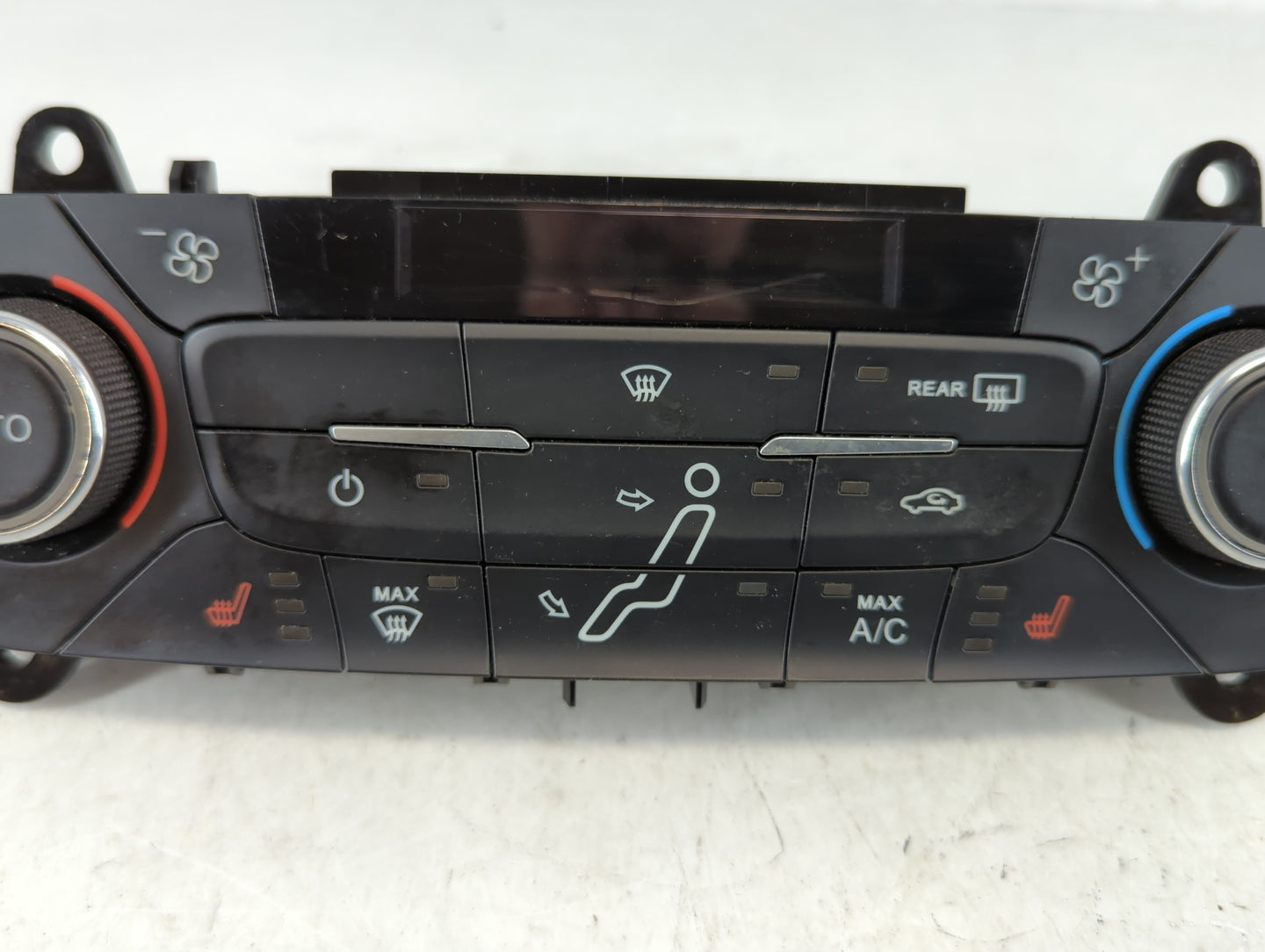 2015-2018 Ford Focus Climate Control Module Temperature AC/Heater Replacement Fits Fits 2015 2016 2017 2018 OEM Used Auto Pa
