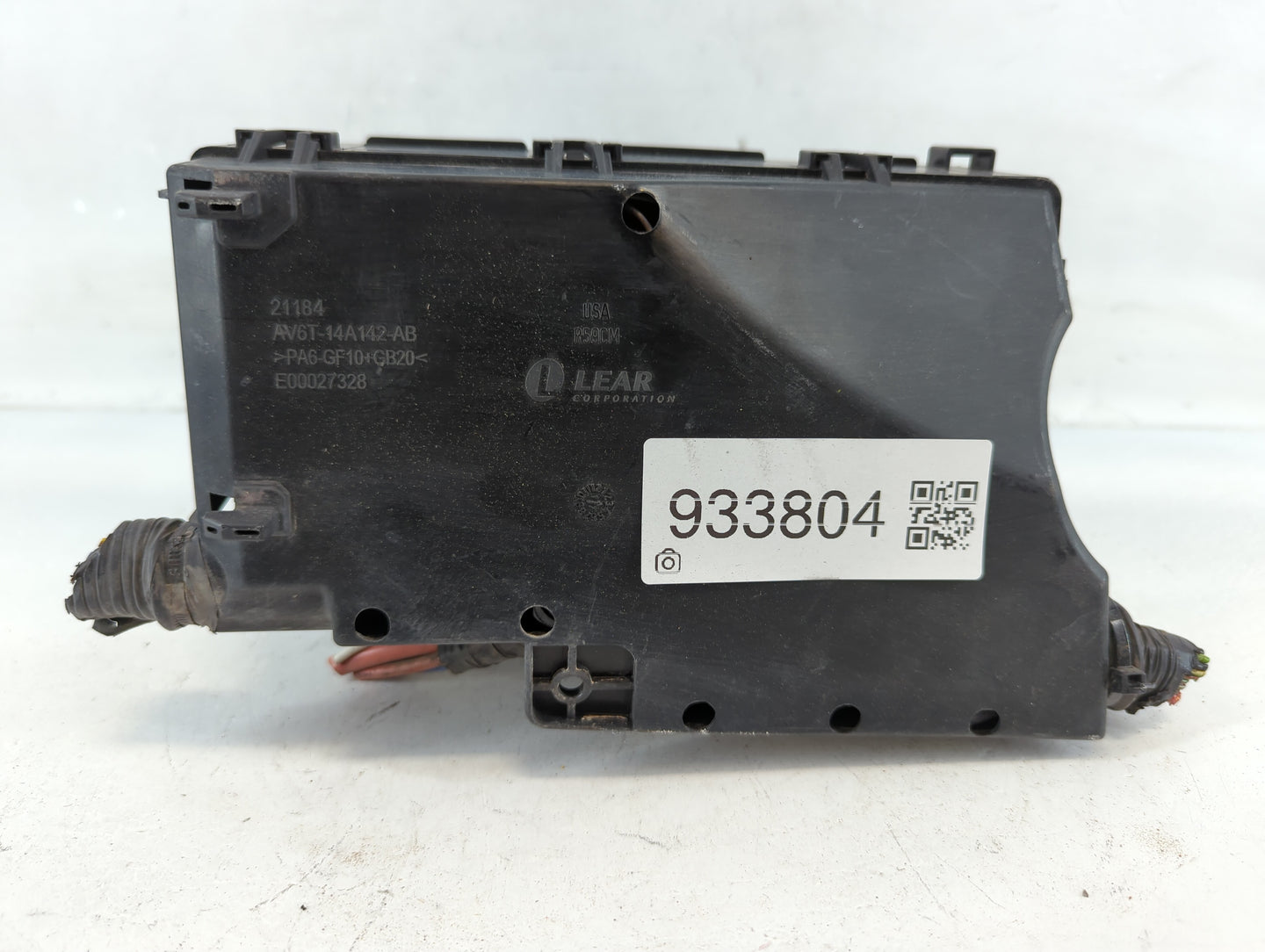 2017-2018 Ford Focus Fusebox Fuse Box Panel Relay Module P/N:AV6T-14A067-AD Fits Fits 2017 2018 OEM Used Auto Parts - Oemuse