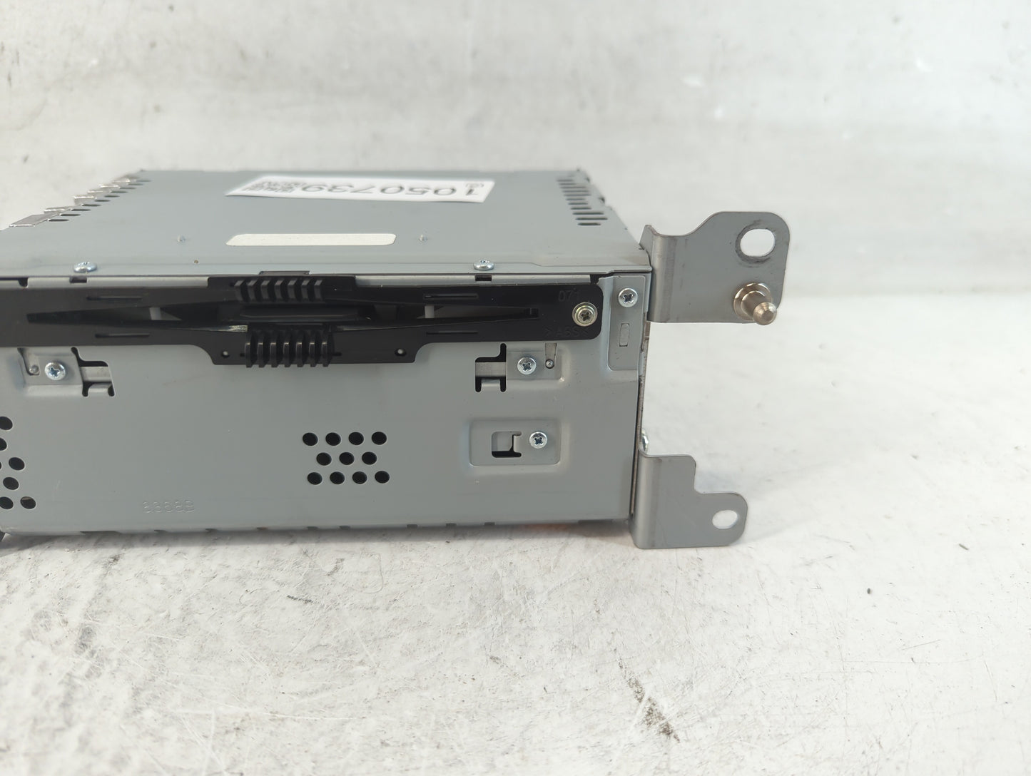 2017-2020 Ford Fusion Radio AM FM Cd Player Receiver Replacement P/N:HS7T-19C107-ZD Fits Fits 2017 2018 2019 2020 OEM Used A