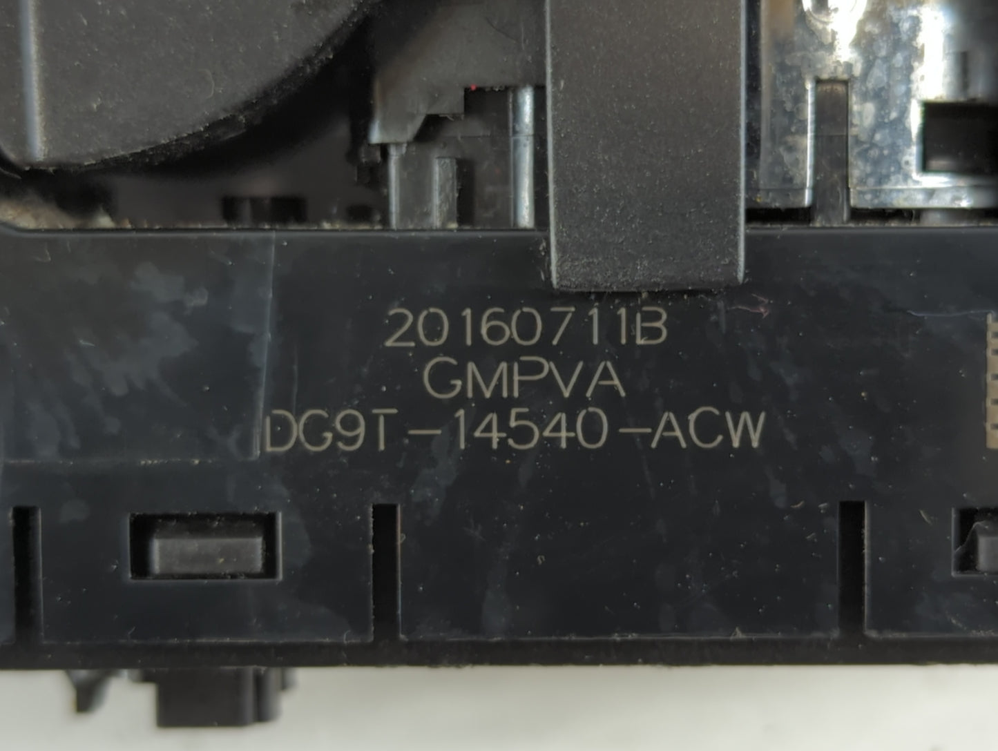 2013-2020 Ford Fusion Master Power Window Switch Replacement Driver Side Left P/N:DG9T-14540-ACW Fits OEM Used Auto Parts - 