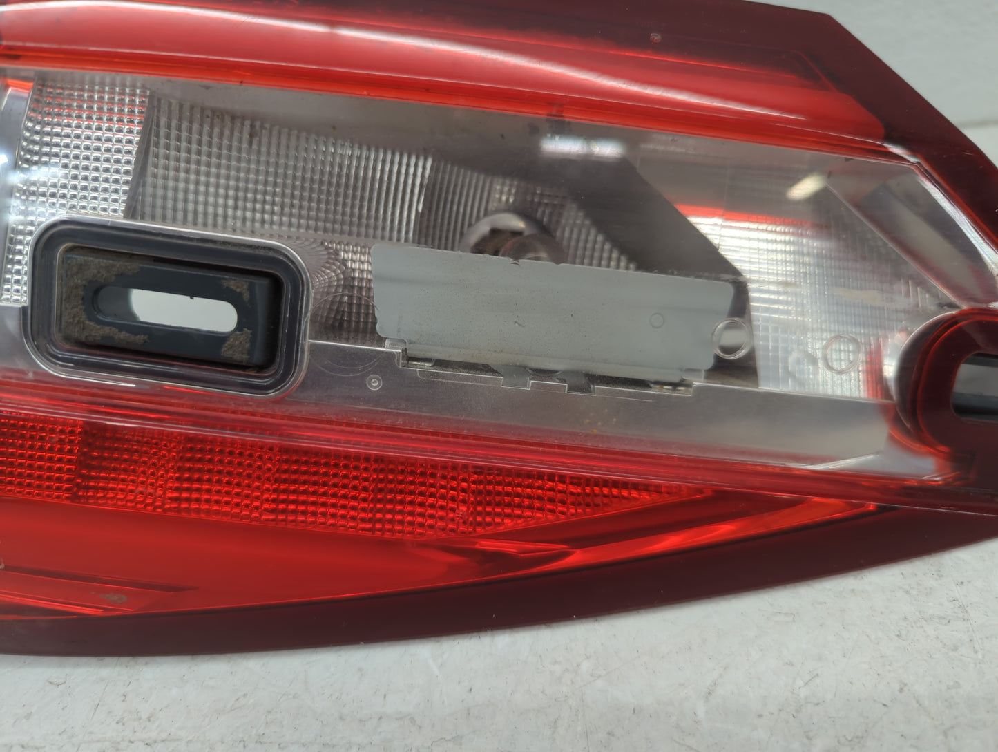 2017-2018 Ford Fusion Tail Light Assembly Passenger Right OEM P/N:HS73-13A602-AG Fits Fits 2017 2018 OEM Used Auto Parts - O