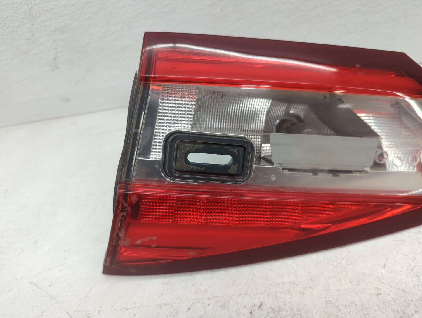 2017-2018 Ford Fusion Tail Light Assembly Passenger Right OEM P/N:HS73-13A602-AG Fits Fits 2017 2018 OEM Used Auto Parts - O